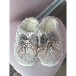 Cozy‎ Women Plush Slippers Bow Detail Warm Fuzzy Comfort Footwear Size8